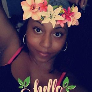 Meet your Posher, Ebony